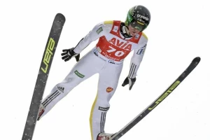 NEDOSTIŽNI PETER PREVC - Već osvojio Svetski kup!