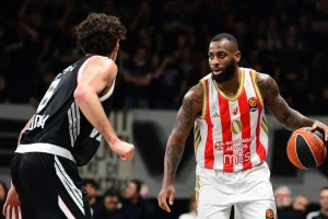 Zvezdina noć u Bolonji, napadačka poezija crveno-belih srušila Virtus!