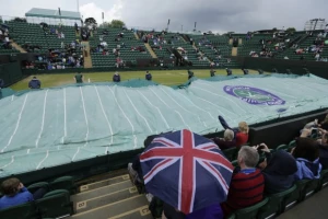 Vimbldon - Ana, Bojana i Ziki čekaju da stane kiša