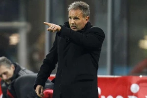 Siniša Mihajlović - Najbolje isključenje ikada!