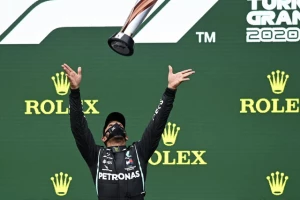 Hamilton: "Au, kakav dan!"