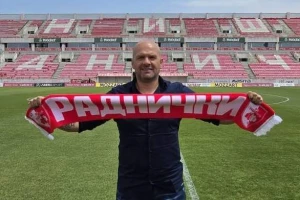 Zvanično - Matić preuzeo Radnički!
