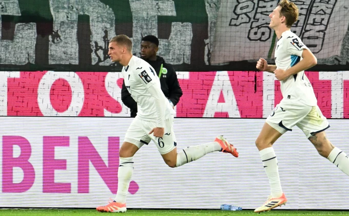 Swen Pförtner/dpa via AP