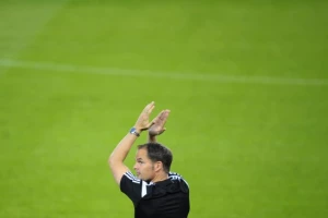 De Bur dobio korpu, menja ga bivši trener Liverpula!