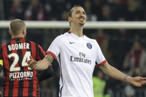 Šta se desi kad je Ibri dosadno na klupi?