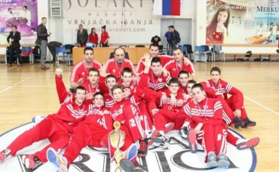 kkcrvenazvezda.rs