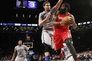 Hardene majstore, sigurno bi tu foru prodao i dve godine starijem rivalu!