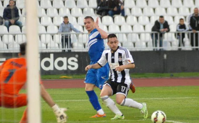 BETA/BETAPHOTO/BRANISLAV BOZIC/DR