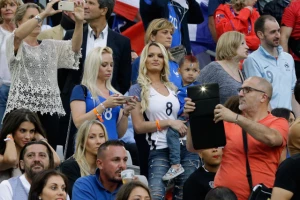 Raj za oči - Lepše polovine reprezentativaca Francuske na jednom mestu