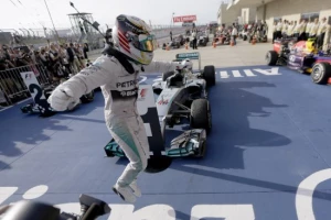 Hamilton postao najupsešniji britanski vozač u istoriji F1