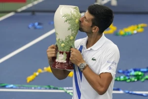 NE MOGU DA PODNESU - Jeste li videli šta su Federer i Nadal uradili dok je Nole osvajao Sinsinati?