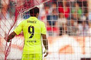Suarez pokrenuo Barselonu!