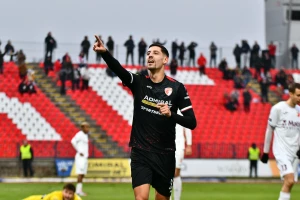 Pred poslednje kolo ostala još jedna dilema - Radnik ili Radnički Kragujevac