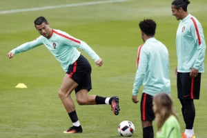 Ronaldo spremio posebnu frizuru za polufinale
