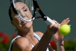 Jelena ubedljivo startovala u Hertogenbošu!