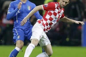 Može mu se, Maminjo dao korpu Milanu!