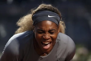 Serena Vilijams lako do trofeja!