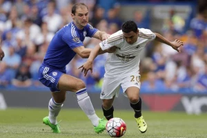 Čelsi - Italiijan dovodi "svoje igrače"?