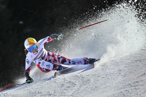 Austrijanka Huter slavila u spustu u Val d'Izeru