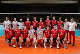 Spektakularan odbojkaški "večiti derbi" - Zvezda iz osmog pokušaja srušila Partizan!