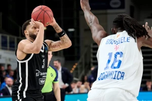 Budućnost posle produžetka pala u Trentu, Stjuard presudio Podgoričanima