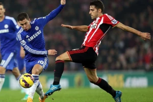 Stiže "nepristojna ponuda" za Azara?