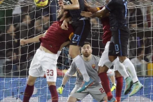 Odličan derbi, Roma nastavlja poteru!