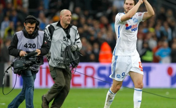 Beta/AP Photo/Claude Paris