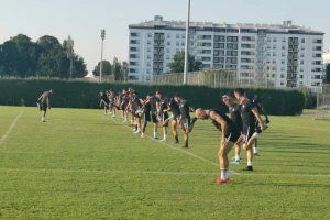Partizan odradio trening pred Molde, prisutni Vučelić i Vazura