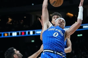 Imamo zakucavanje sezone - Blek preko četvorice!