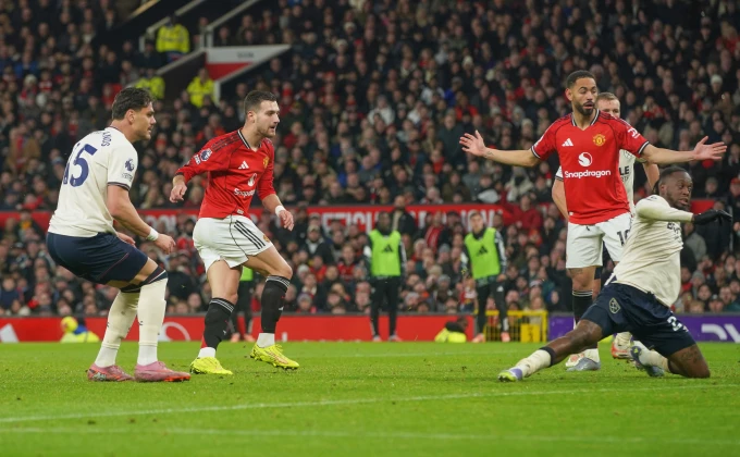 AP Photo/Ian Hodgson