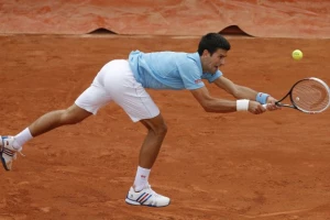 RG - Nole precrtao i Čilića!