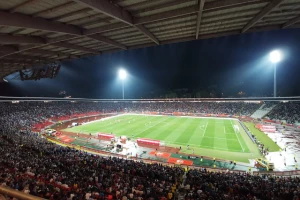 Zvezda od UEFA dobila ''DESETKU'', iako je sinoć Olimpijakosu ''progledala kroz prste''!