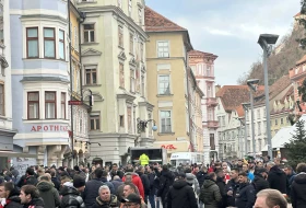 Vesti iz Graca - Pesme "delija" odzvanjaju trgom