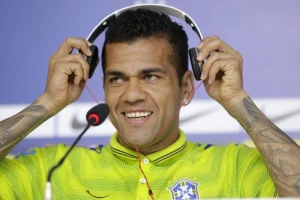 Dani Alveš – I Liverpul ulazi u trku?