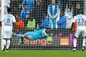 Mandanda u Premijer ligi!