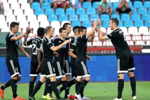 ''Čuka'' sjajno otvorila derbi! Zvezda u problemu!