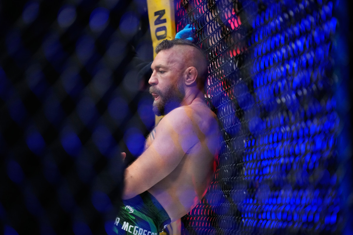 (VIDEO) Kontroverza u UFC - Da li je Konor Mekgregor već bio povređen?