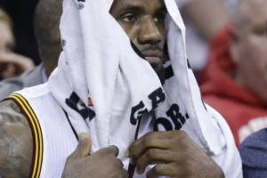 Ono kad ni Lebron, ni Kobi, ne pomažu!