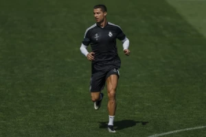 Englezi se pitaju: "Ronaldo ili 'Penaldo?"