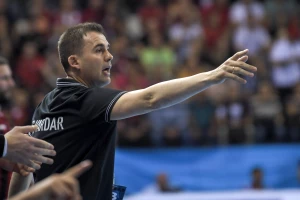 Srbija u drami poražena na debiju Raula Gonzaleza!