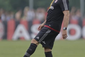 Samo trofej Sinišu spasava