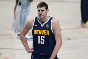 Bez reči! Jokić najbolje u karijeri, pridružio se Viltu Čembrlenu!