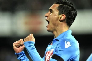 Napoli lagano sa Ćezenom