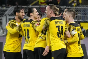 Bajern sve usamljeniji na vrhu, Dortmundu samo bod