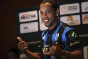 Užas - Ronaldinjovo gostovanje u Indiji umalo se završilo tragično!