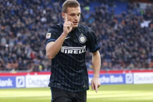 Vidić "cementira" mesto!