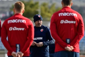 Zvezda u 16:00 igra prvi meč, ovo je sastav sa Erakovićem!