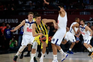 EL - "Doktorski rad" Željka Obradovića, Fenerbahče je u finalu!