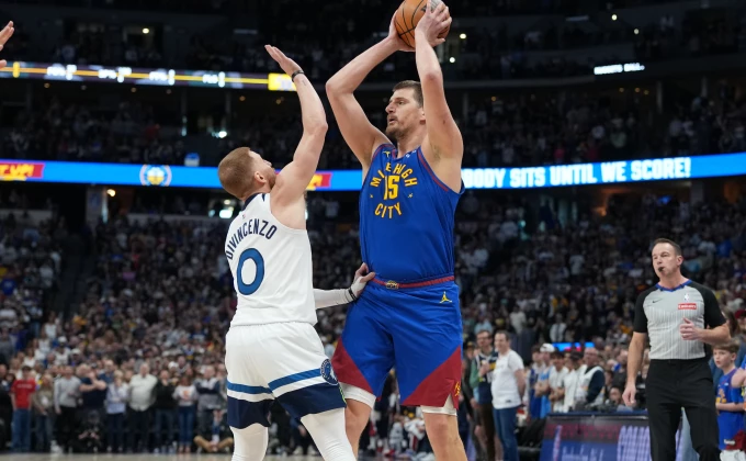 AP Photo/David Zalubowski